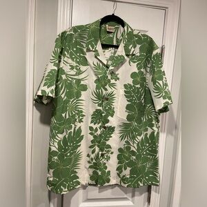 NWOT Royal Creations Size XL Hawaiian Shirt Green Tropical Floral Authentic